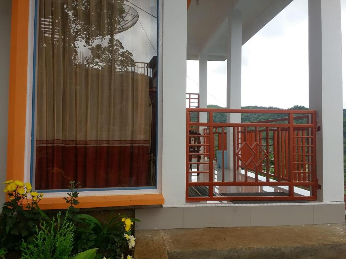 Bintang Bungalow Tour & Travel クリムトゥ エクステリア 写真