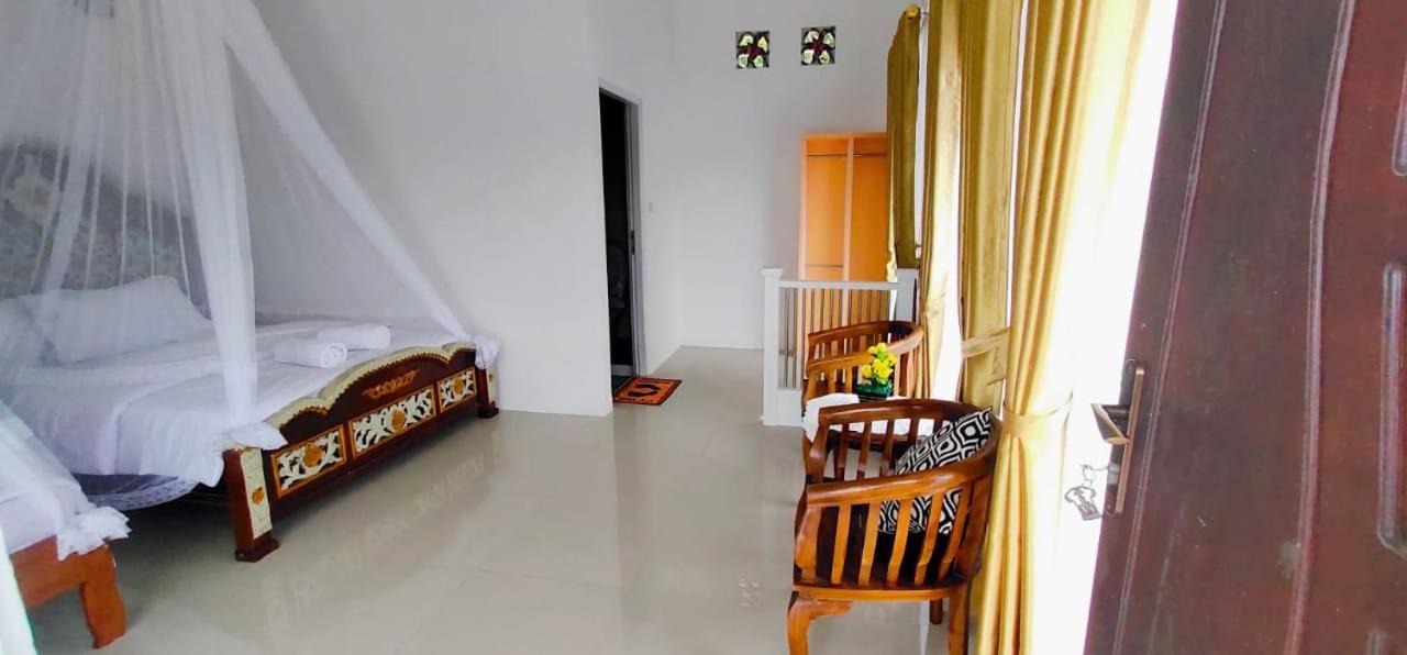 Bintang Bungalow Tour & Travel クリムトゥ エクステリア 写真