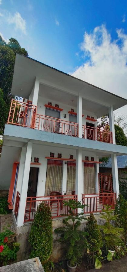 Bintang Bungalow Tour & Travel クリムトゥ エクステリア 写真
