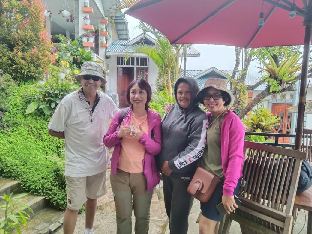 Bintang Bungalow Tour & Travel クリムトゥ エクステリア 写真