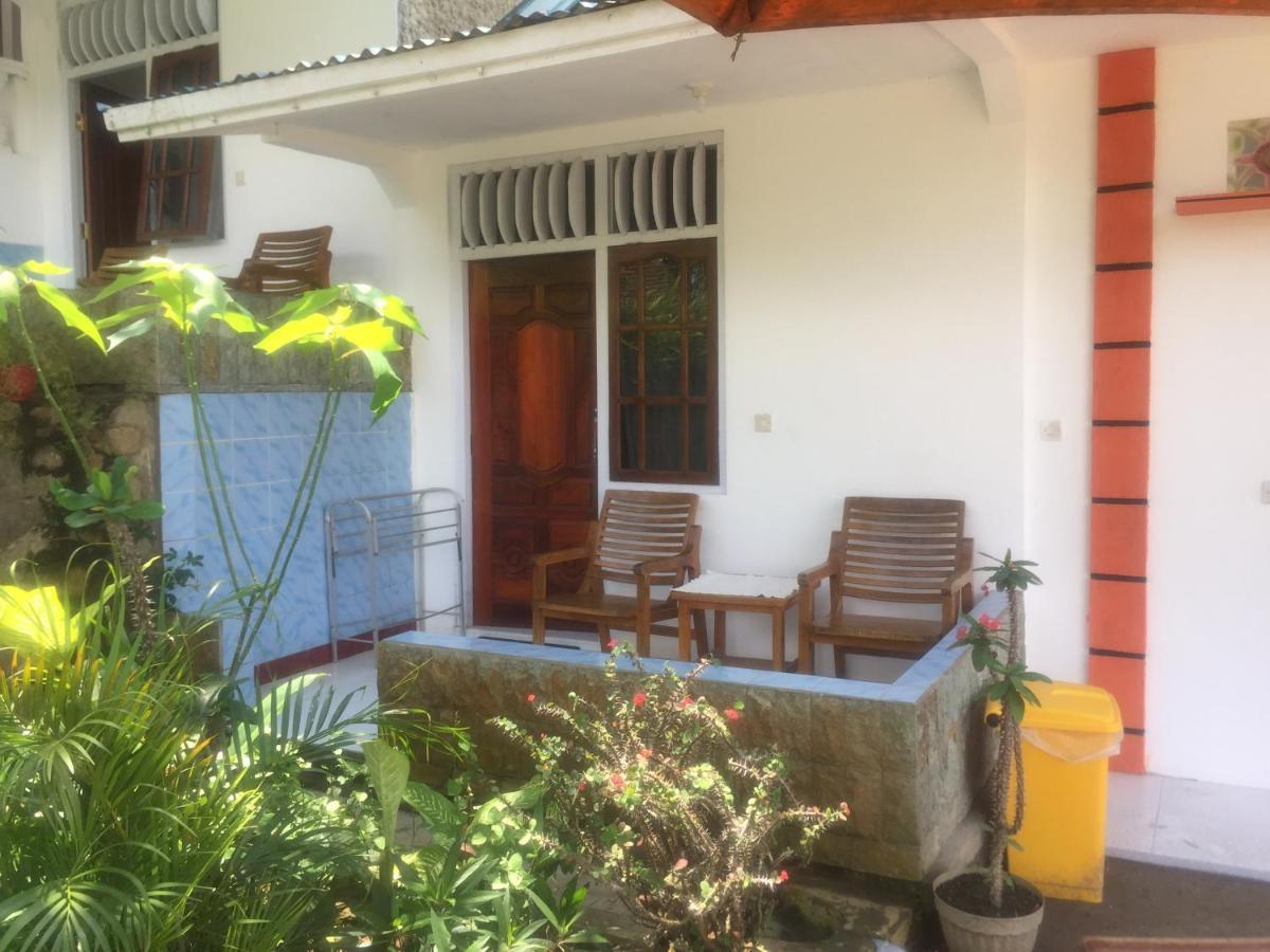 Bintang Bungalow Tour & Travel クリムトゥ エクステリア 写真